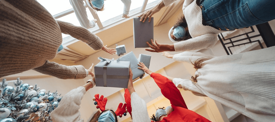 Exploring the History and Evolution of Christmas Giveaways